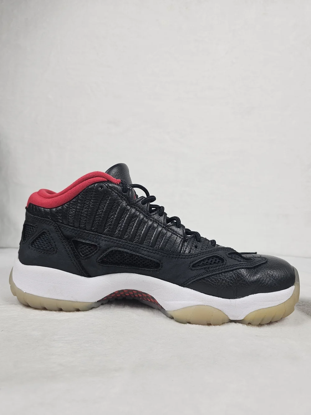Air Jordan 11 Retro Low IE Black True Red Bred 919712-023 Men's Size 9